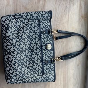 Tommy Hilfiger purse